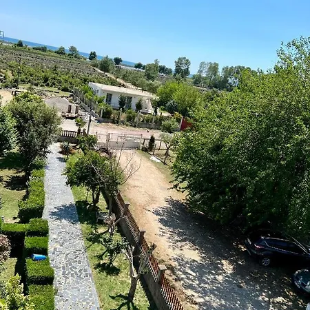 Hotel Viluni *